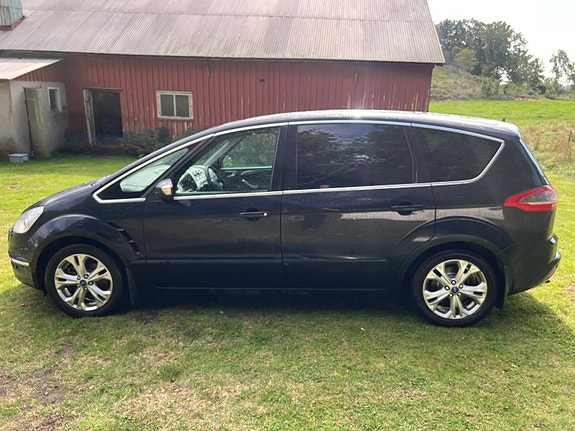 Ford S-MAX 8 of 8