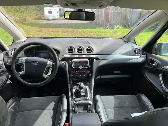 Ford S-MAX 4 of 8