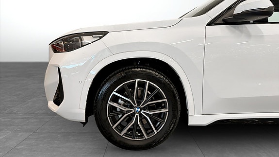 BMW X1 9 of 14