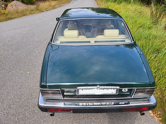 Daimler Sovereign 4 of 12
