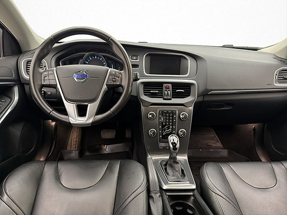 Volvo V40 20 of 28