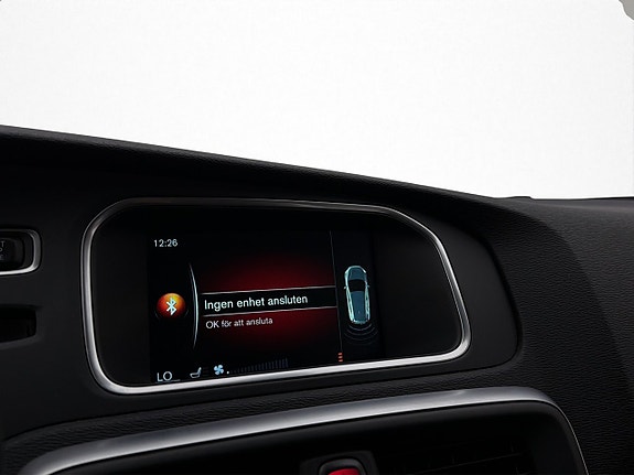 Volvo V40 17 of 28