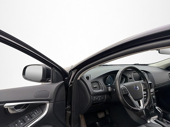 Volvo V40 9 of 28