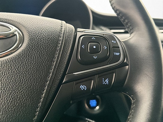 Toyota Avensis 17 of 28