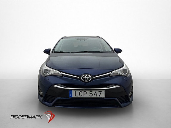 Toyota Avensis 2 of 28