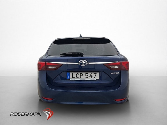 Toyota Avensis 8 of 28