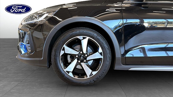 Ford Focus 9 of 9