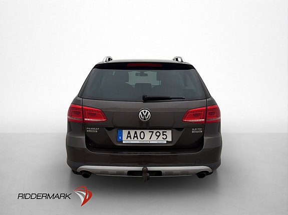 Volkswagen Passat Alltrack 6 of 30
