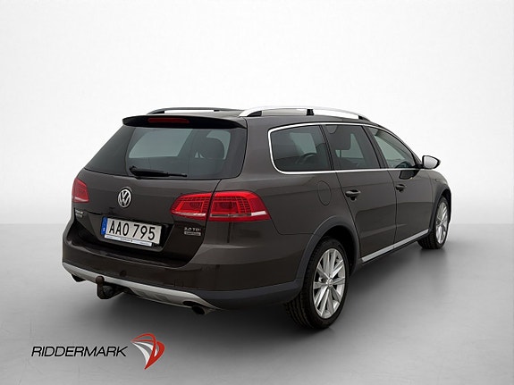 Volkswagen Passat Alltrack 8 of 30