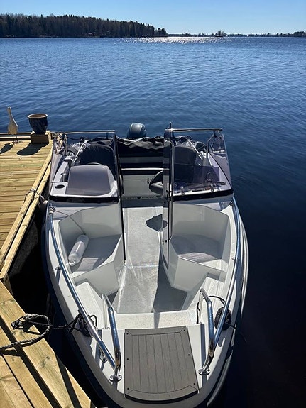 AMT 165 BR MED YAMAHA 60 HK - 2022 4 of 12