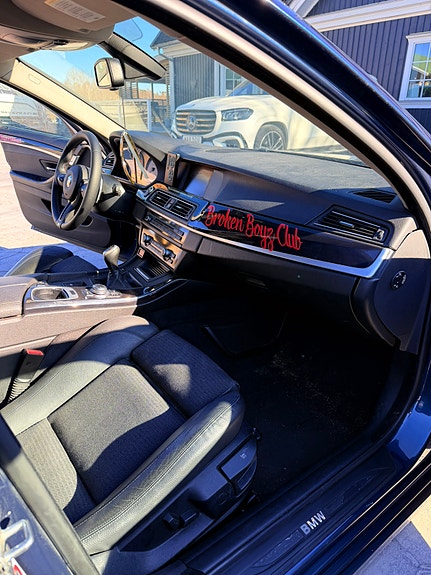 BMW 520d 4 of 8