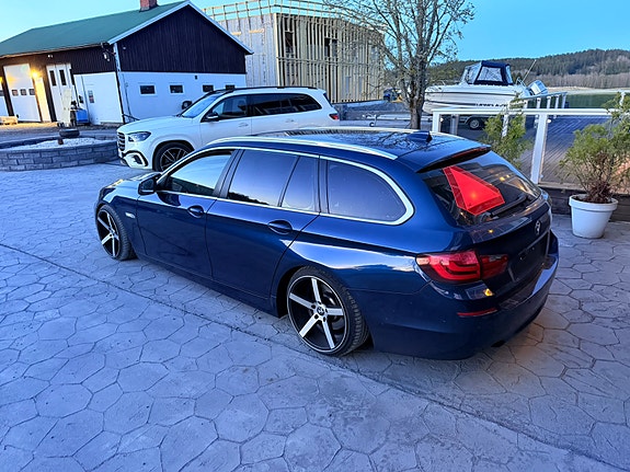 BMW 520d 3 of 8