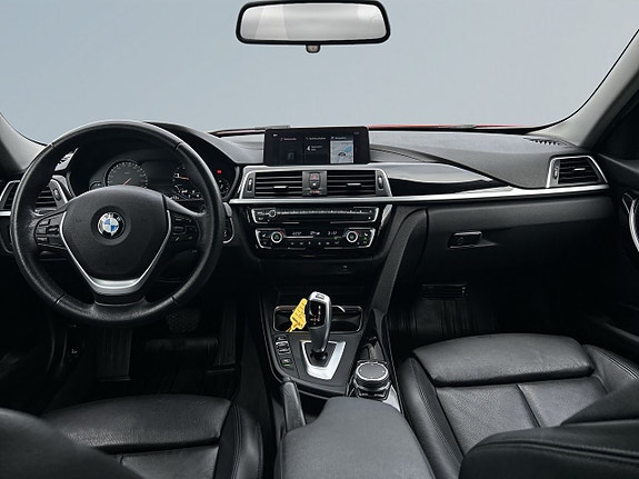 BMW 320d 8 of 24