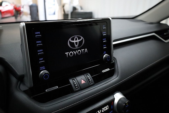 Toyota RAV4 25 of 29