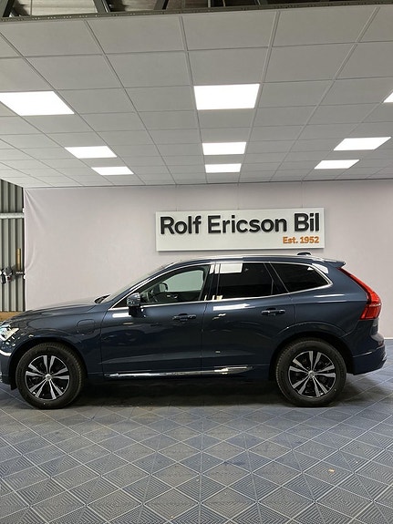 Volvo XC60 2 of 11