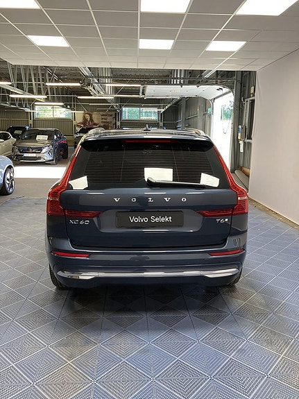Volvo XC60 3 of 11