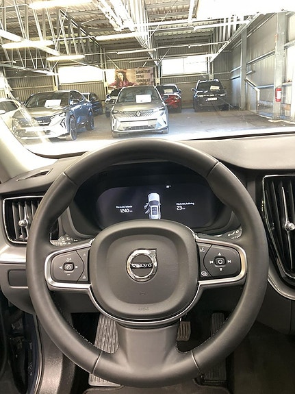 Volvo XC60 10 of 11