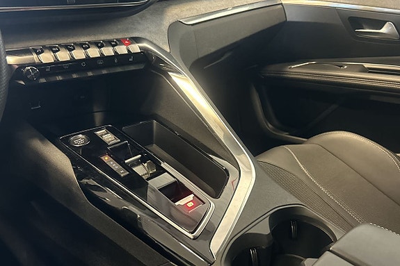 Peugeot 3008 11 of 24