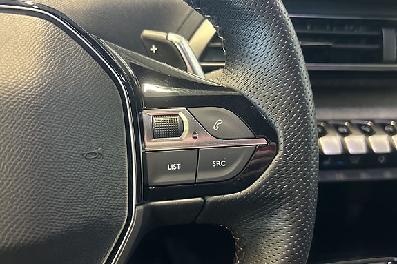 Peugeot 3008 8 of 24