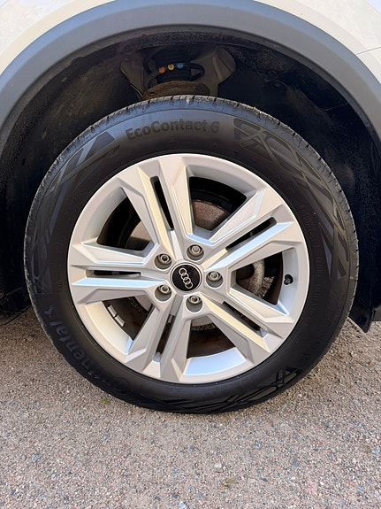 Audi Q2 8 of 15