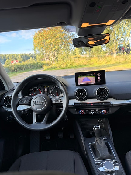 Audi Q2 11 of 15