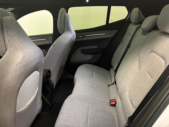Volvo EX30 17 of 20