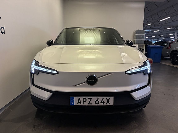 Volvo EX30 2 of 20