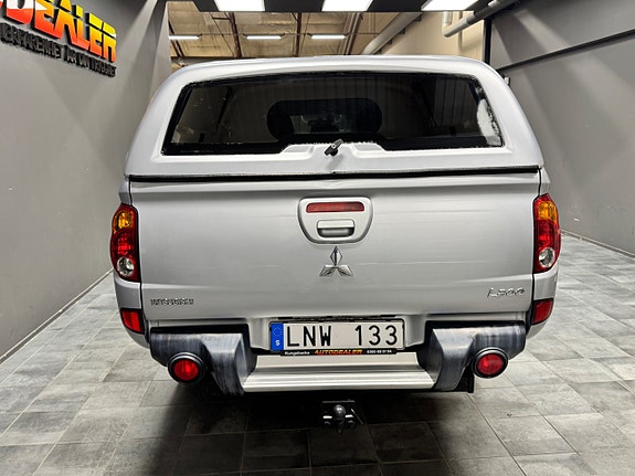 Mitsubishi L200 3 of 12