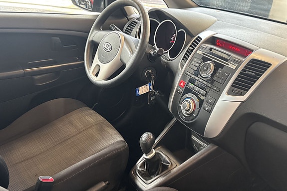 Kia Venga 10 of 14