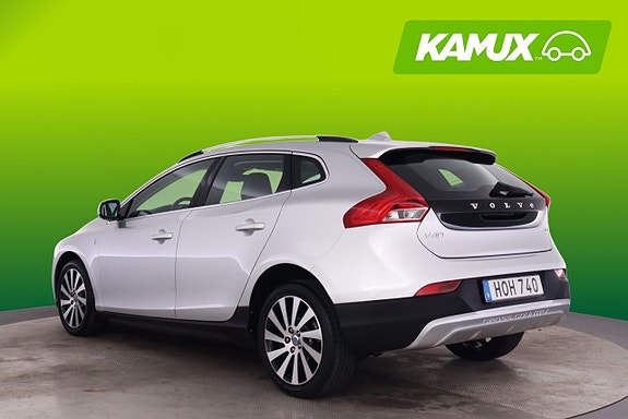 Volvo V40 Cross Country 5 of 20