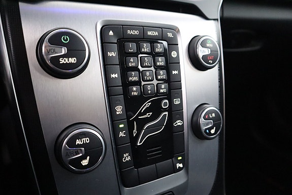 Volvo V40 Cross Country 19 of 20