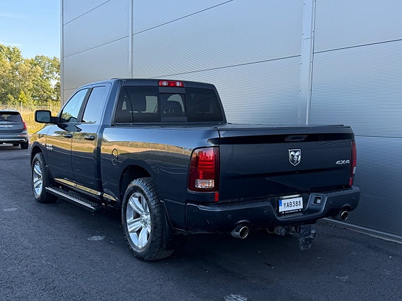 Dodge RAM 1500 10 of 30