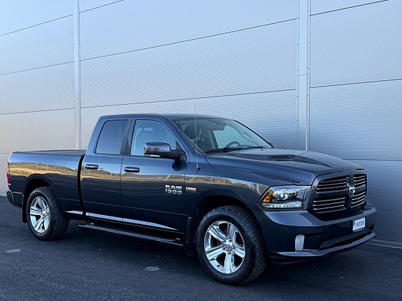 Dodge RAM 1500 12 of 30
