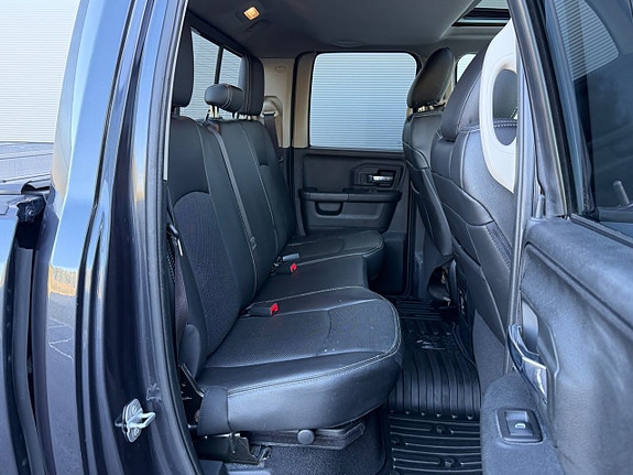 Dodge RAM 1500 30 of 30
