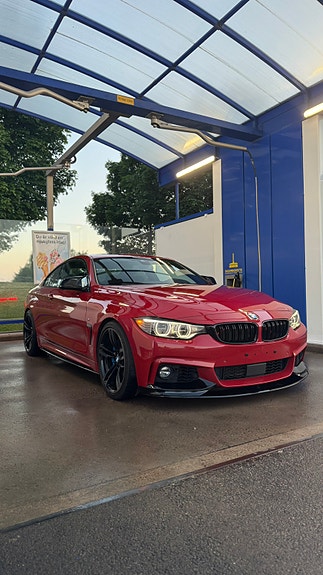 BMW 440i 2 of 6