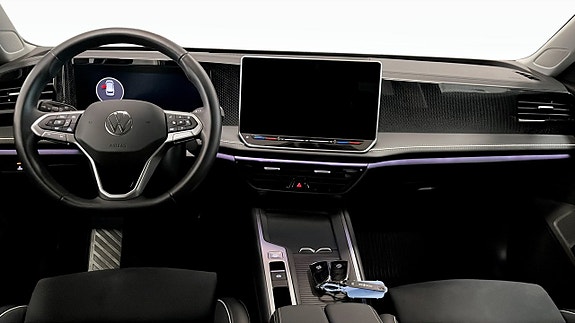 Volkswagen Passat 10 of 12