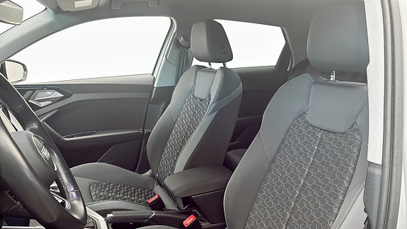 Audi A1 8 of 12