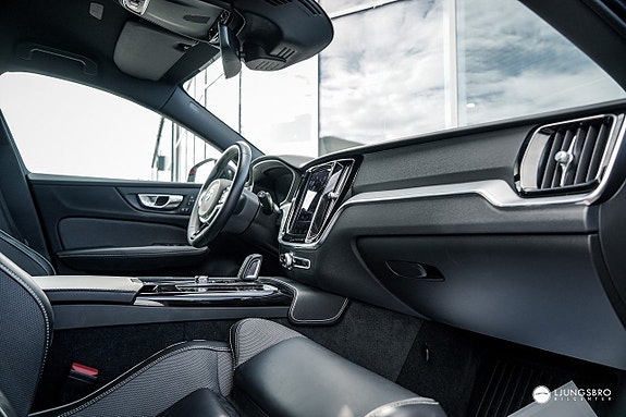 Volvo V60 18 of 18