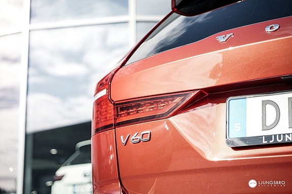Volvo V60 4 of 18