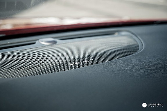 Volvo V60 16 of 18