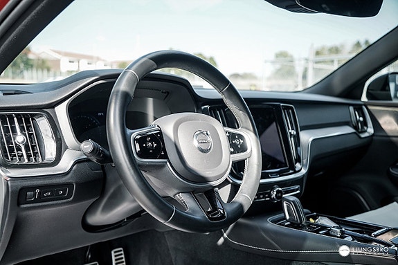 Volvo V60 9 of 18