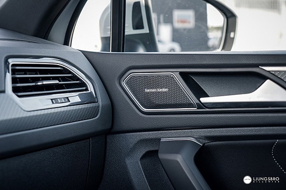 Volkswagen Tiguan 16 of 22