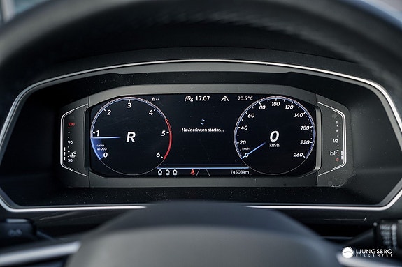 Volkswagen Tiguan 13 of 20