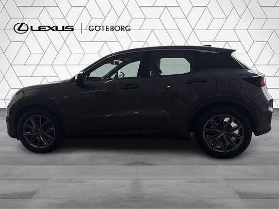 Lexus LBX 4 of 16