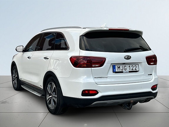 Kia Sorento 5 of 27