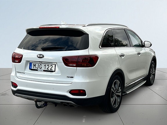 Kia Sorento 6 of 27