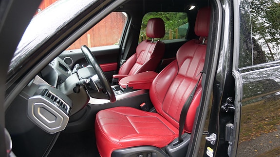 Land Rover Range Rover Sport 7 of 10