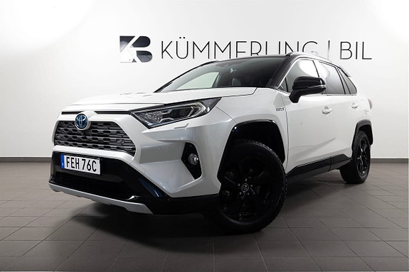 Toyota RAV4 9 of 23