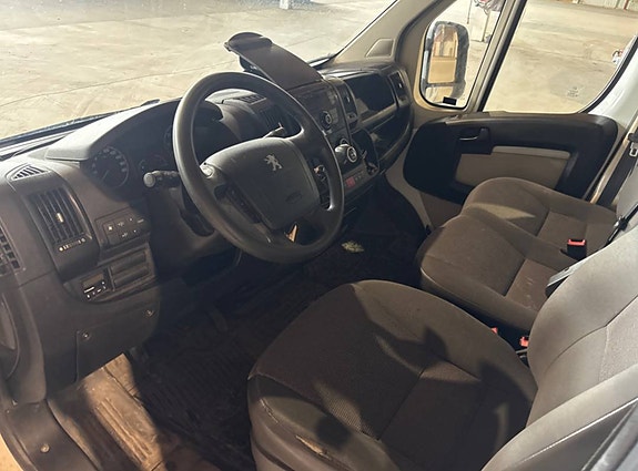 Peugeot Boxer 3 of 13