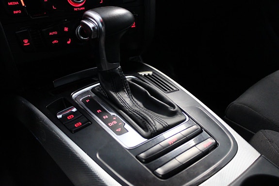 Audi A4 12 of 16